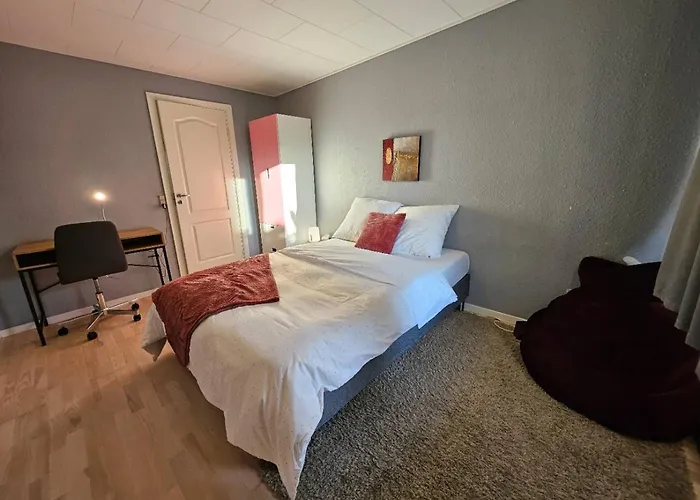 Cozy Scandinavian Sauna Nature Views Villa